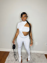 Load image into Gallery viewer, Leah Pants Set
